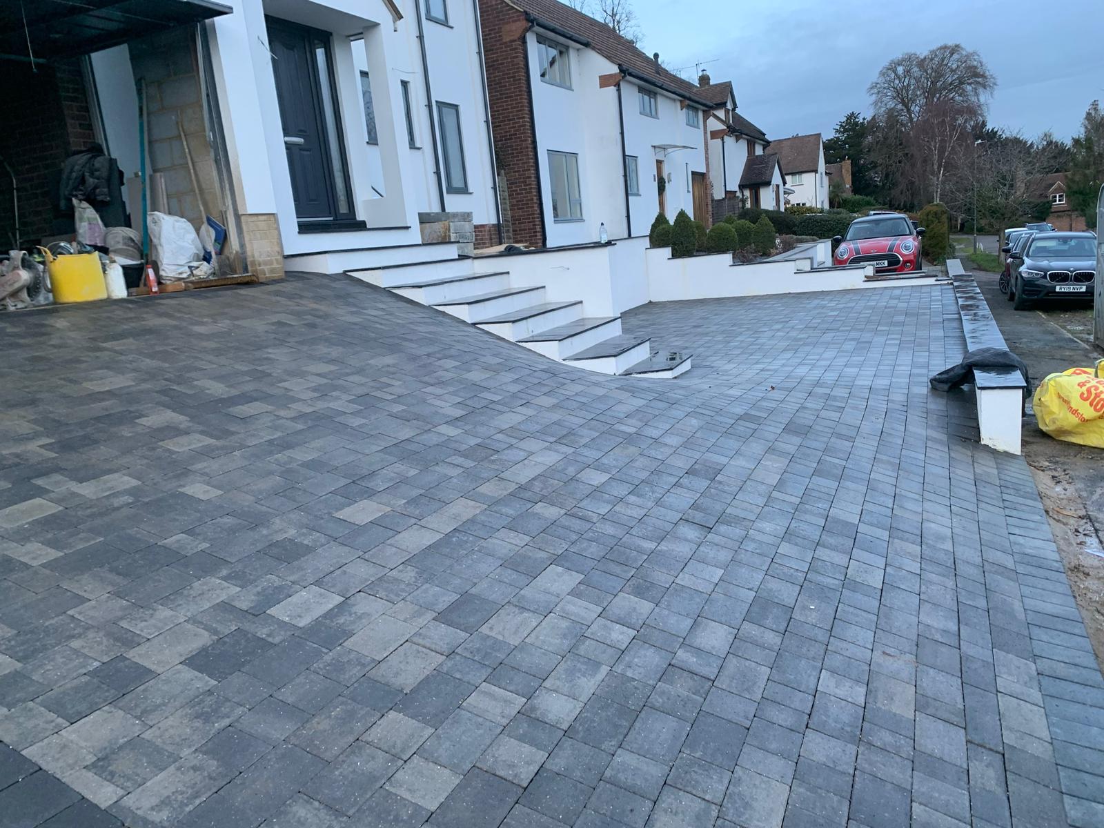 Professional driveway team in Buckinghamshire