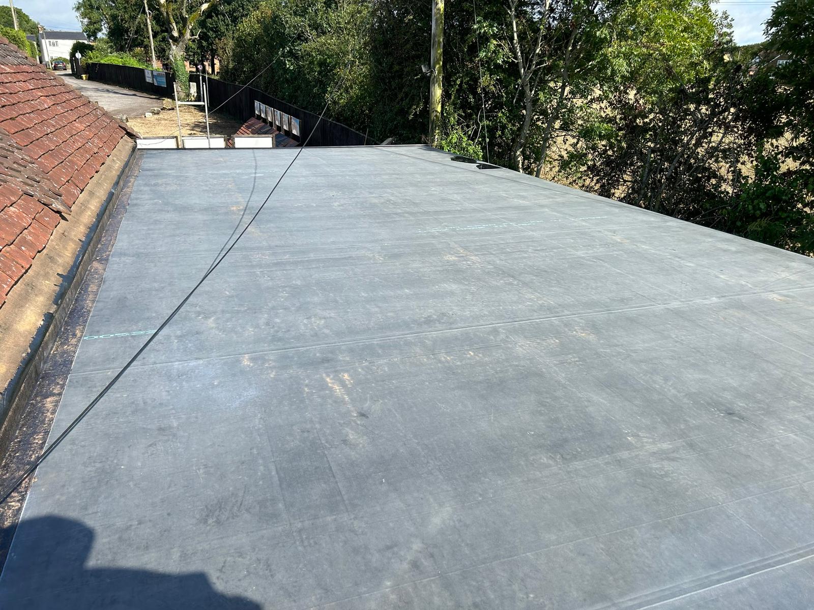 Modern rubber roofing for rear home extension